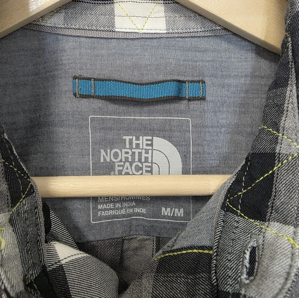 The North Face Shirt Mens Button Up Size Med Grey/Black Plaid Outdoor Checkered
